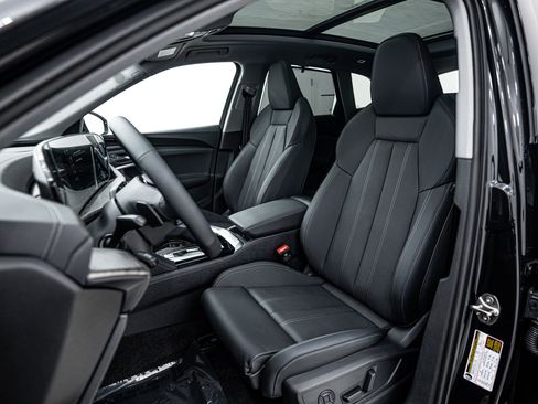 New 2025 Audi Q5 Premium Plus image 16