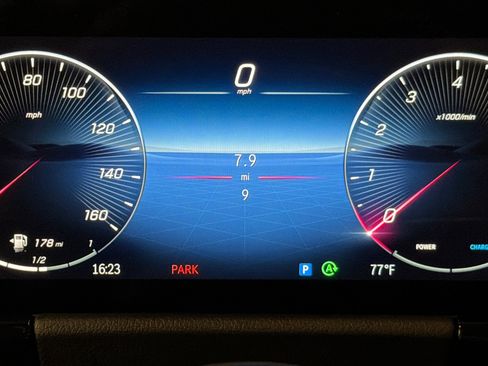 New 2026 Mercedes-Benz GLA 250 4MATIC image 24
