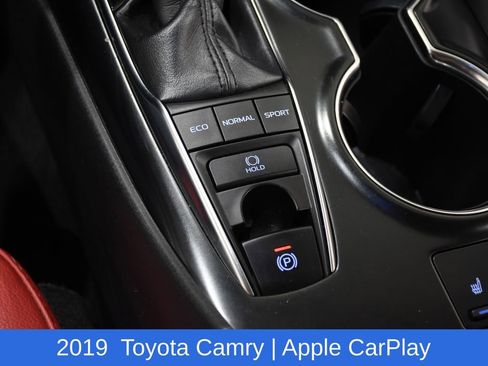 Used 2019 Toyota Camry XSE FWD image 25