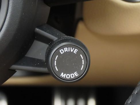 Certified 2026 Porsche Cayenne S AWD/4WD image 23