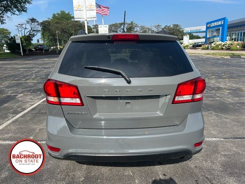 Used 2019 Dodge Journey SE FWD image 6