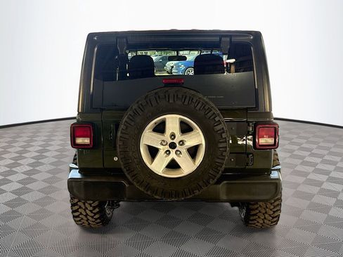 Used 2021 Jeep Wrangler Sport image 7