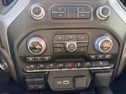 Used 2019 GMC Sierra 1500 SLT w/ SLT Premium Plus Package image 13