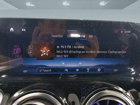 New 2024 Mercedes-Benz GLB 250 image 13