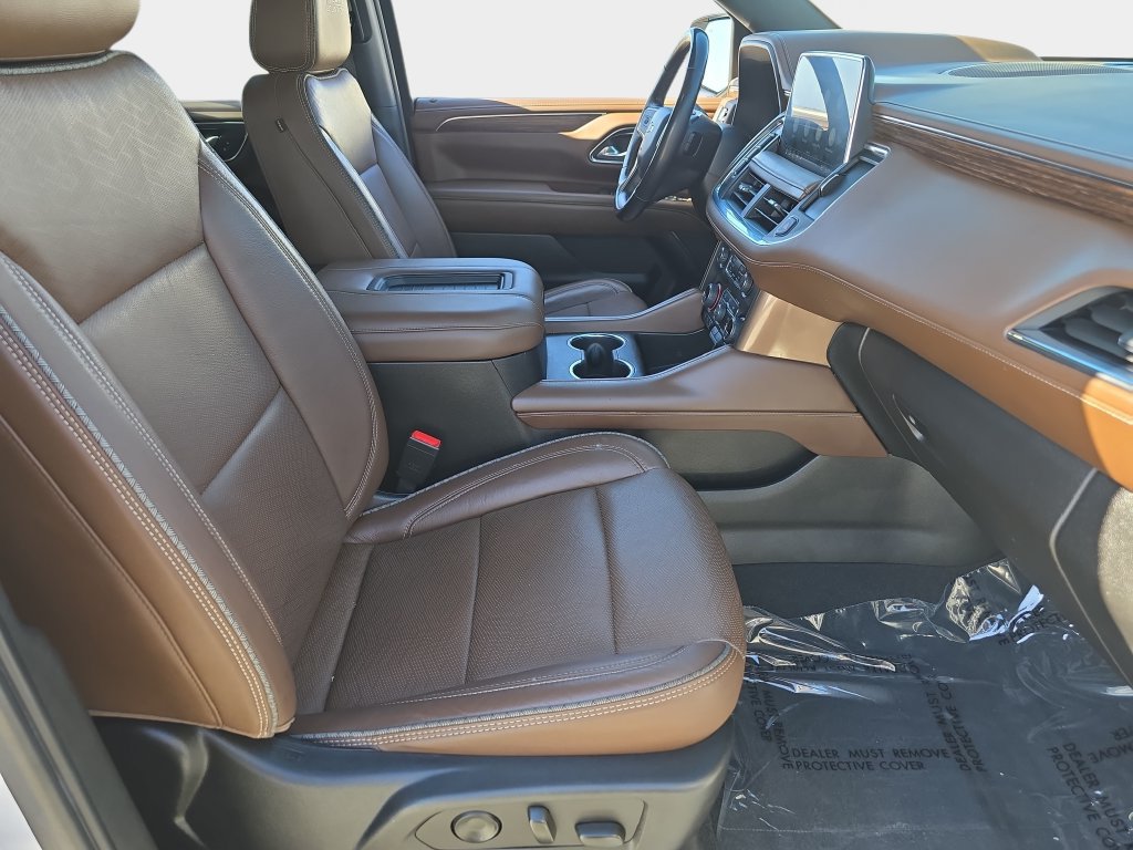 Used 2021 Chevrolet Tahoe High Country AWD/4WD image 12