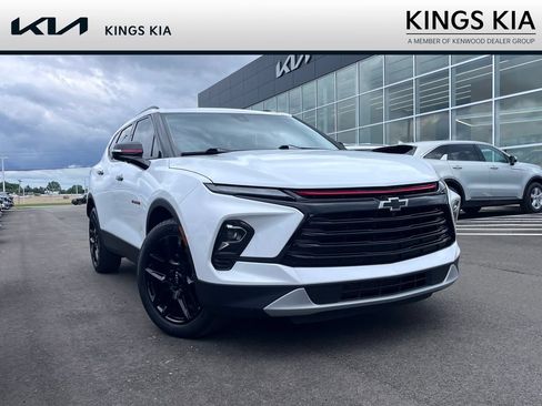Used 2023 Chevrolet Blazer LT w/ Sound & Technology Package FWD image 1