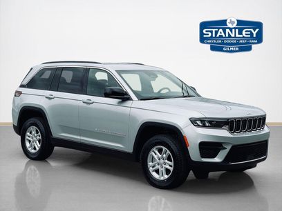 Used 2025 Jeep Grand Cherokee Laredo