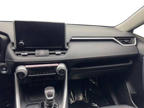 Used 2024 Toyota RAV4 XLE Premium image 55