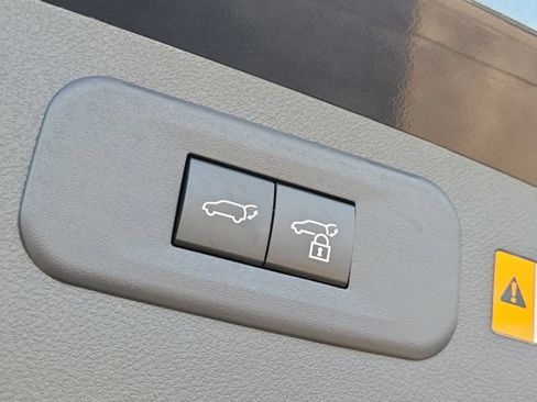 Used 2025 Lexus NX 250 FWD w/ Cold Area Package image 8