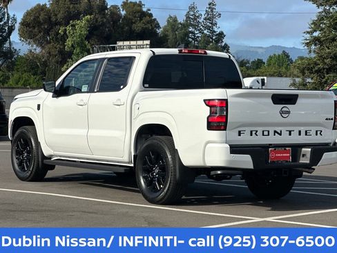 New 2026 Nissan Frontier SV AWD/4WD image 6
