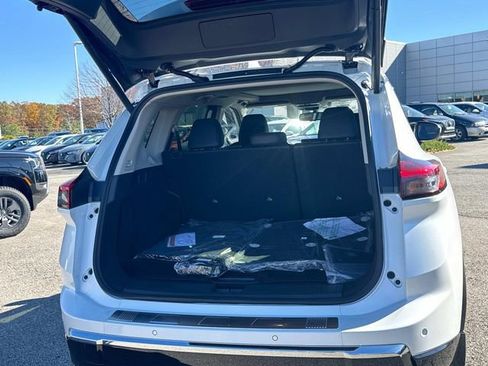 New 2026 Nissan Rogue Platinum w/ Platinum Premium Package image 13