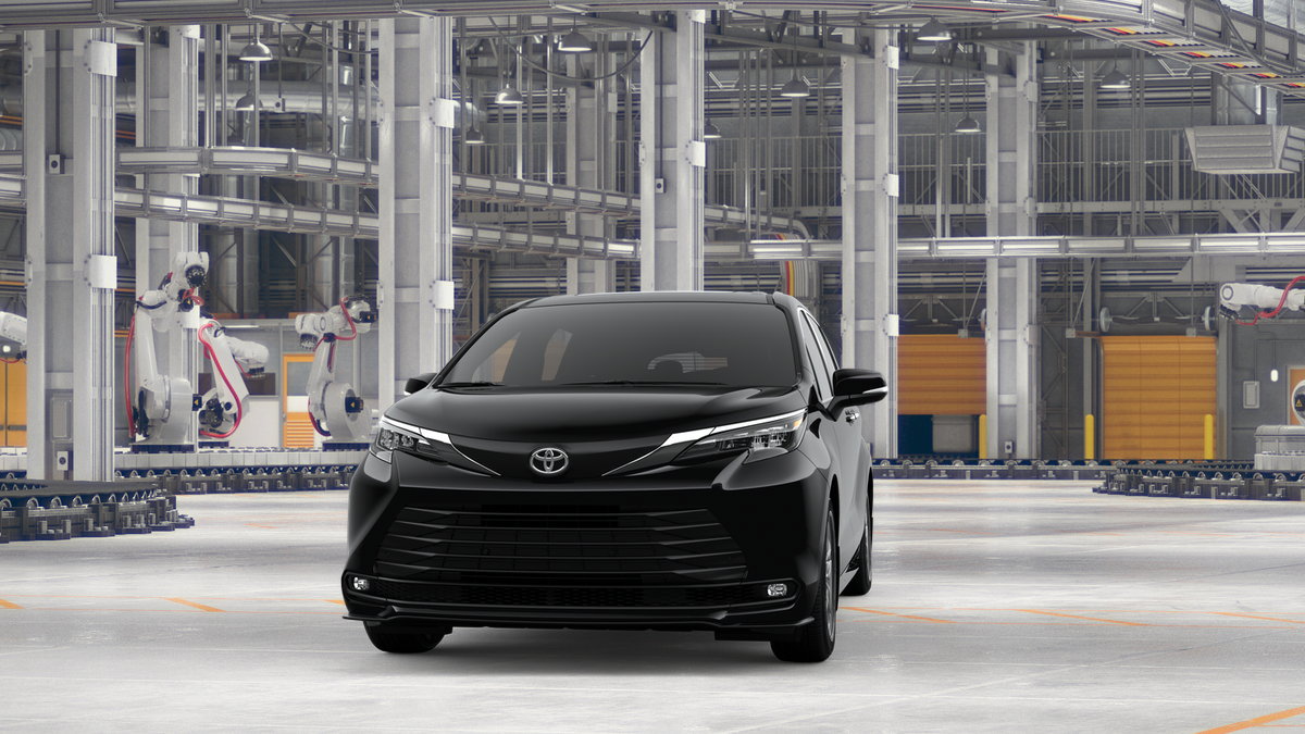 New 2026 Toyota Sienna XLE FWD image 18
