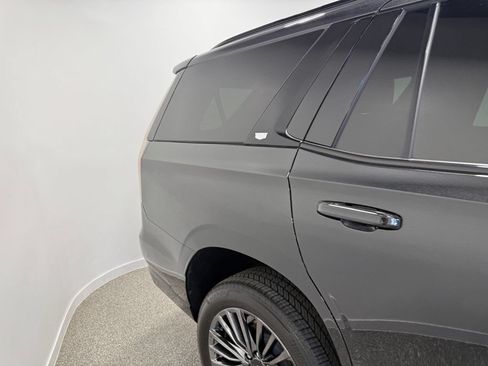 Used 2024 Cadillac Escalade V w/ Heavy-Duty Trailer Package AWD/4WD image 19