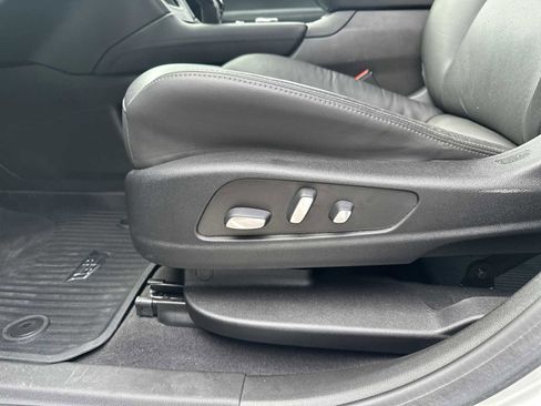 Used 2020 Cadillac XT6 Premium Luxury image 25