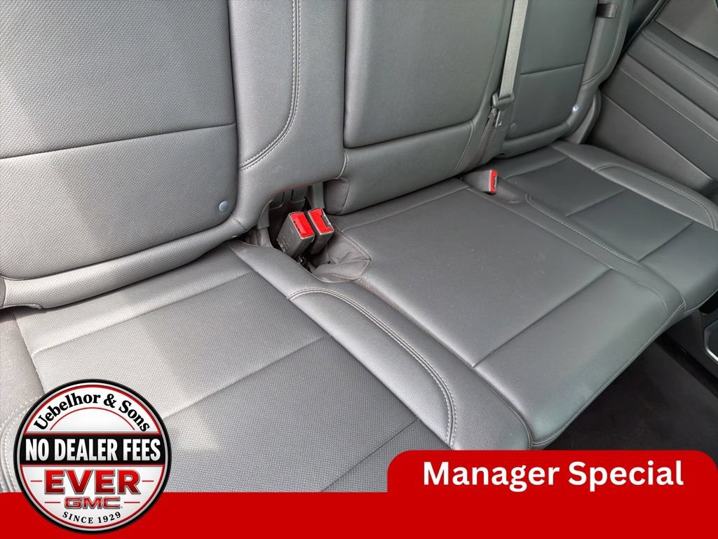 Used 2025 GMC Sierra 1500 SLT AWD/4WD image 6