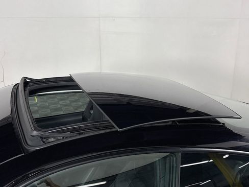 Used 2024 Porsche 911 Carrera 4 image 19