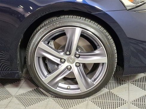 Used 2018 Lexus IS 300 AWD image 11