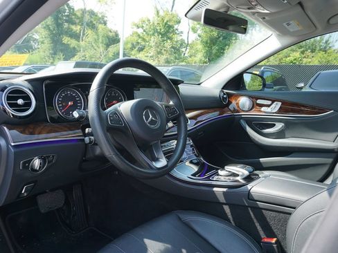 Used 2017 Mercedes-Benz E 300 4MATIC image 12