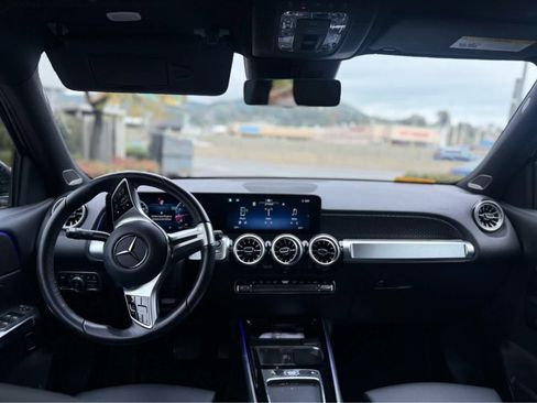 Used 2024 Mercedes-Benz GLB 250 4MATIC image 6