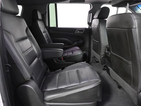 Used 2019 GMC Yukon XL Denali w/ Denali Ultimate Package AWD/4WD image 18