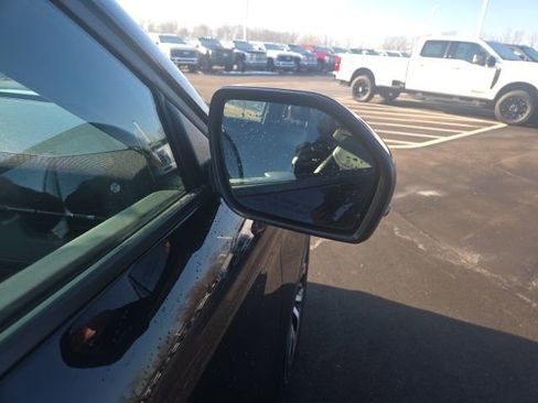 Used 2025 Ford Explorer ST-Line image 5