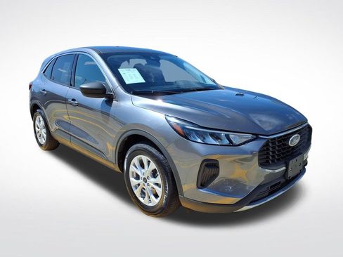 Used 2024 Ford Escape Active FWD image 3
