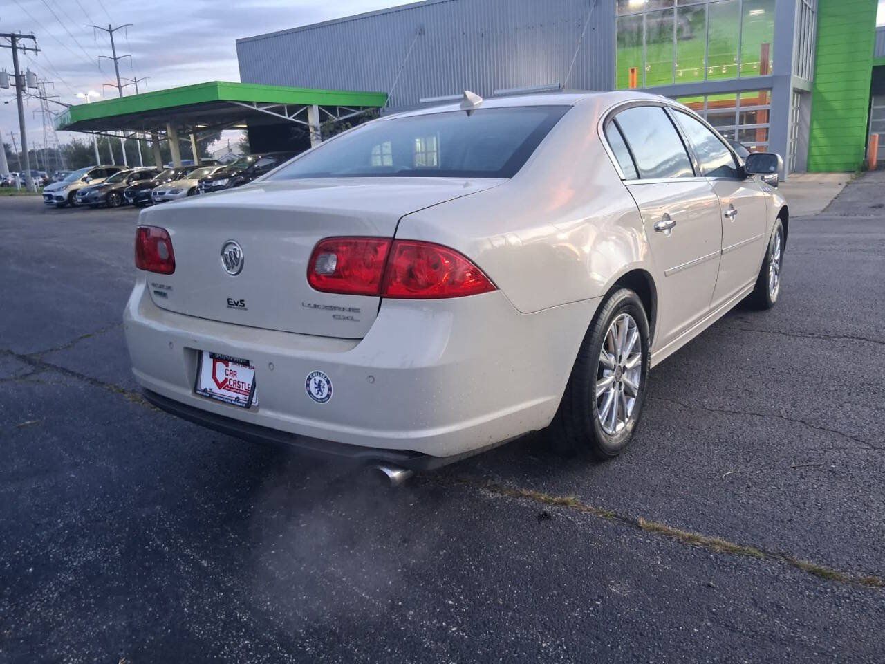 Used 2011 Buick Lucerne CXL FWD image 5