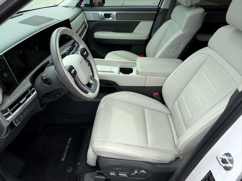 Used 2025 Hyundai Santa Fe Calligraphy FWD image 11