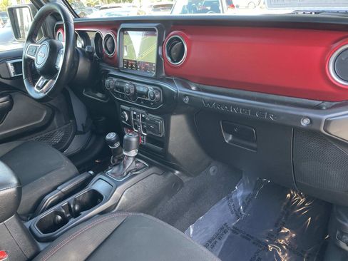 Used 2021 Jeep Wrangler Unlimited Rubicon image 28