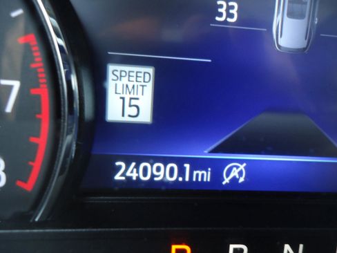 Used 2022 Ford Explorer Limited w/ Equipment Group 301A image 25