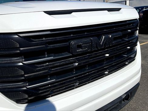 Used 2024 GMC Sierra 1500 Pro w/ Graphite Edition image 24