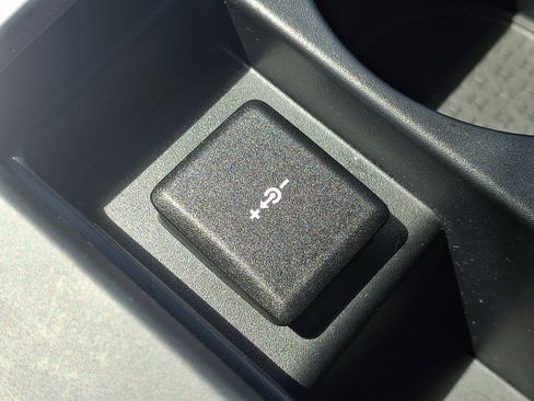 Used 2026 Jaguar F-PACE R-Dynamic S AWD/4WD image 22
