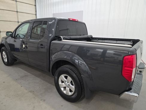 Used 2012 Nissan Frontier SV w/ SV Premium Utility Pkg image 8