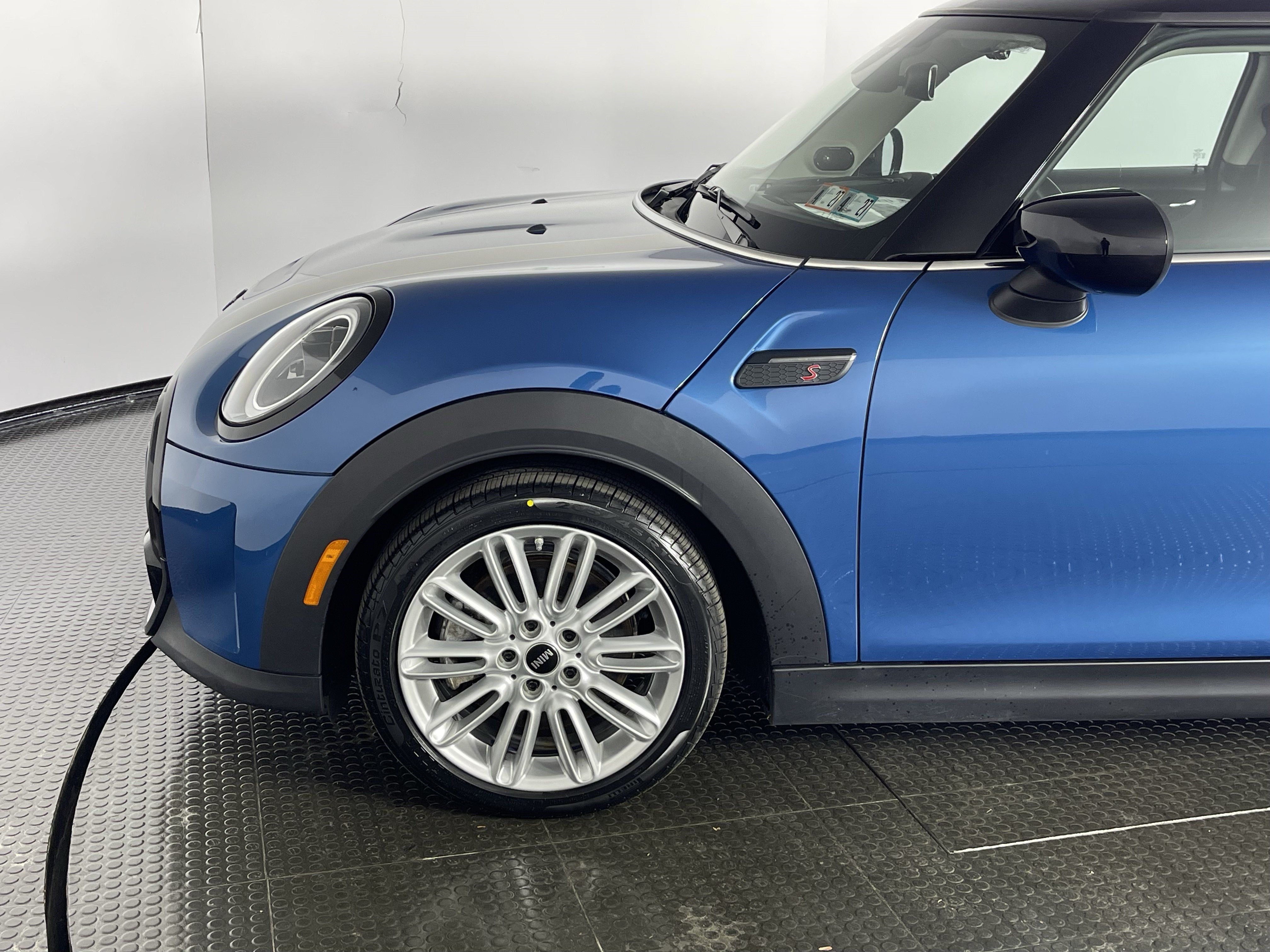 Used 2024 MINI Cooper S FWD image 4