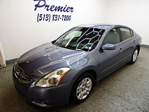 Used 2012 Nissan Altima 2.5 S w/ Value Pkg FWD image 1