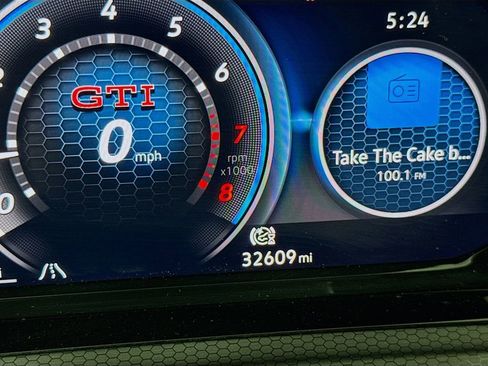 Used 2022 Volkswagen GTI S image 12