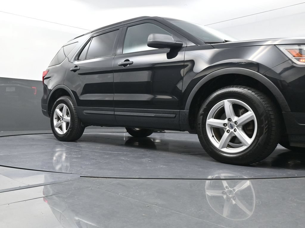 Used 2018 Ford Explorer 4WD w/ Class II Trailer Tow Package image 21