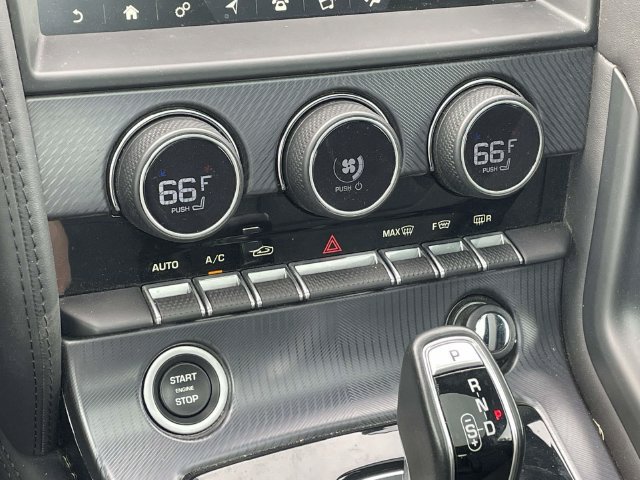 Used 2023 Jaguar F-TYPE R-Dynamic AWD/4WD image 17