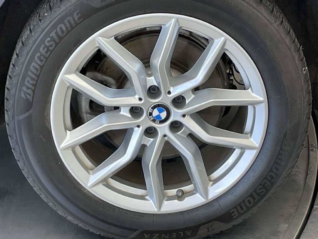 Used 2020 BMW X5 xDrive40i w/ Premium Package AWD/4WD image 13