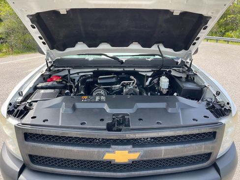 Used 2013 Chevrolet Silverado 1500 W/T image 16