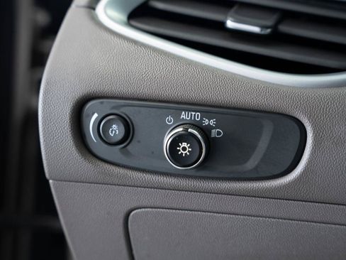 Used 2023 Chevrolet Malibu LT FWD image 19