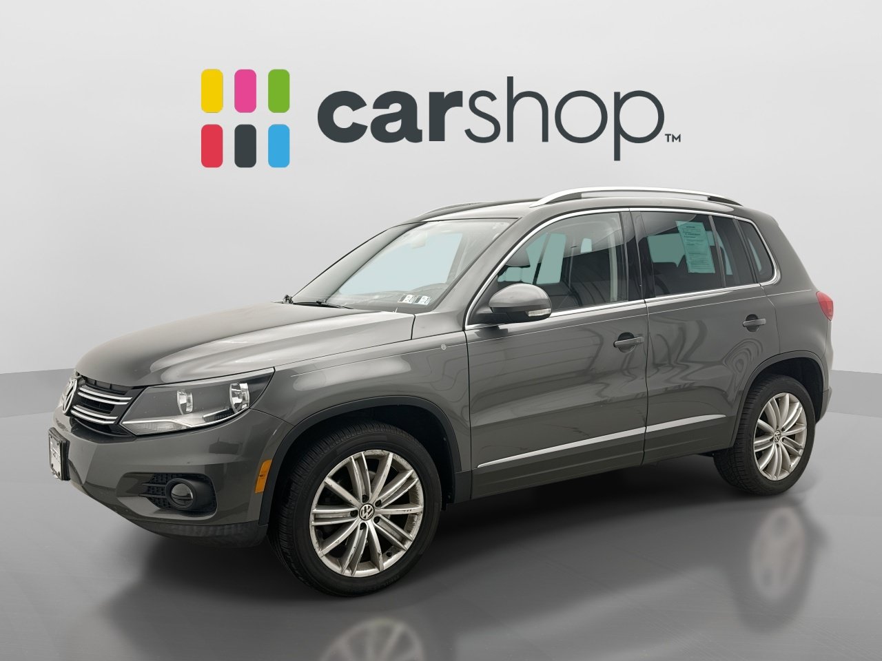 Used 2014 Volkswagen Tiguan S FWD image 1