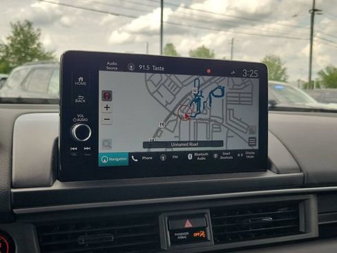 Certified 2024 Honda Pilot Touring image 22