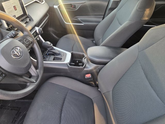 Certified 2025 Toyota RAV4 LE FWD image 19