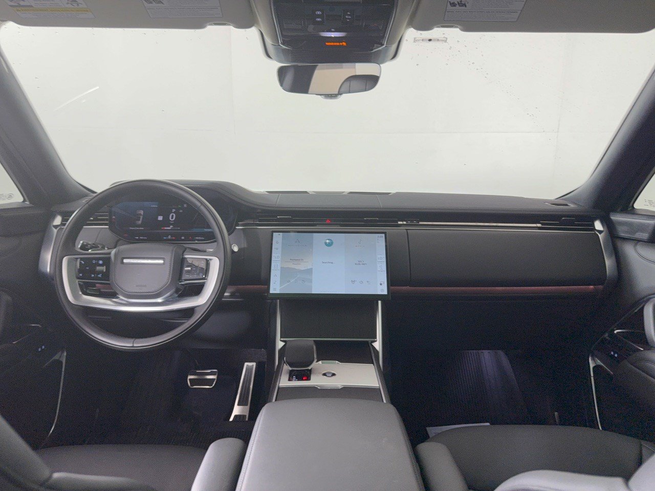 Used 2025 Land Rover Range Rover Long Wheelbase SE AWD/4WD image 17