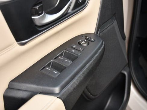 Used 2018 Honda CR-V EX-L image 24