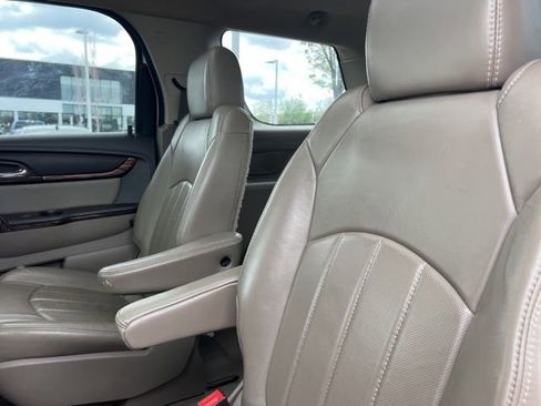 Used 2014 GMC Acadia Denali image 28