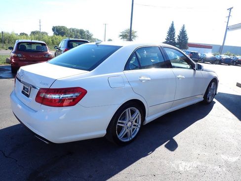 Used 2010 Mercedes-Benz E 350 4MATIC Sedan image 6
