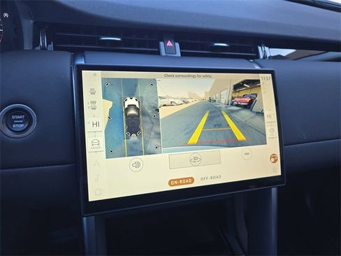 Used 2025 Land Rover Discovery Sport S image 26