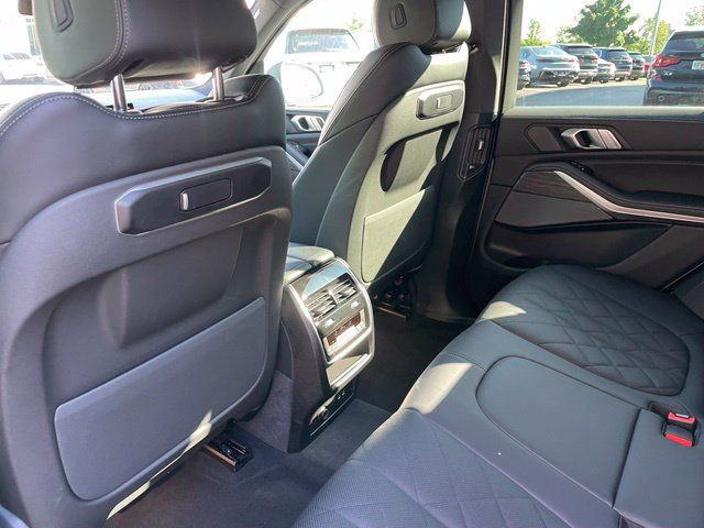 Used 2026 BMW X5 xDrive40i w/ Premium Package AWD/4WD image 8